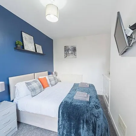 Apartment Cozy & Modern 2-bedroom In *
